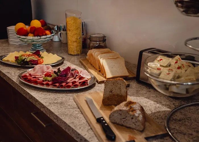 Fruhstorfer Han/Misafirhane *