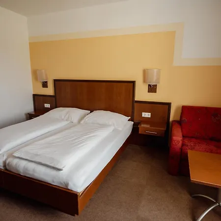 Fruhstorfer イン Vöcklabruck